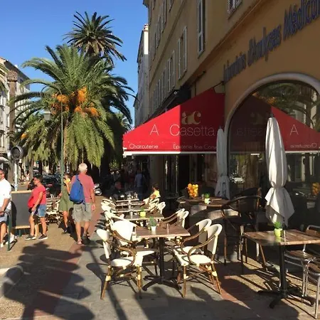 Campingplads Vue Et Golfe Ajaccio (Corsica)