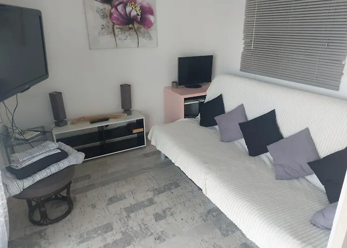 Parque de Campismo Vue Et Golfe *